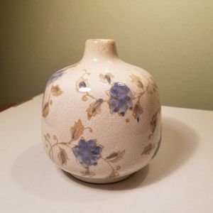 Bud Vase- ceramic cream and blue buds.